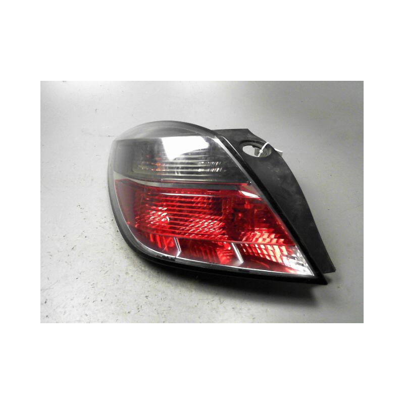 FEU ARRIERE GAUCHE  OPEL ASTRA