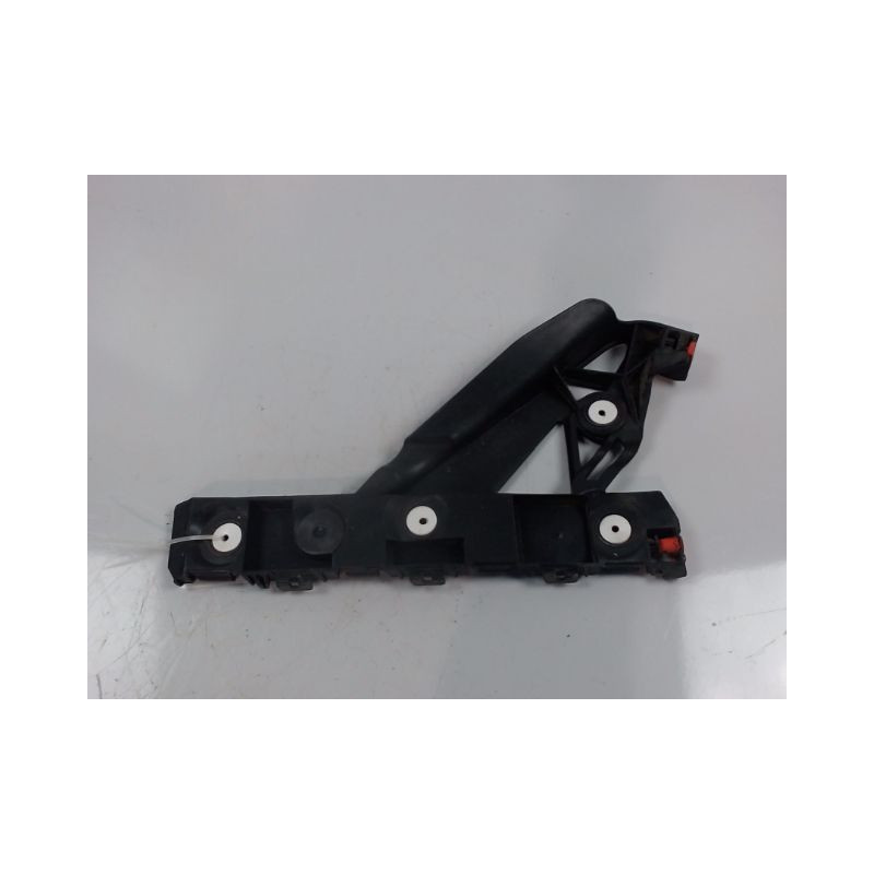 SUPPORT DROIT PARE-CHOC ARRIERE  OPEL ZAFIRA 2006-