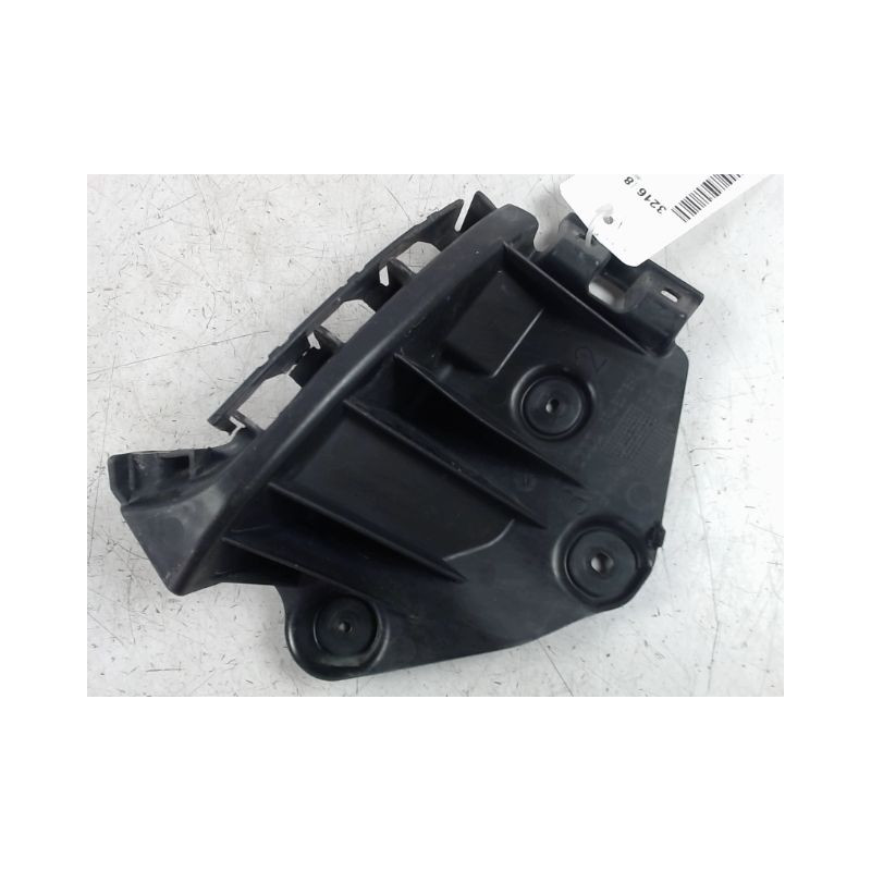 SUPPORT DROIT PARE-CHOC ARRIERE  AUDI A3 SPORTBACK