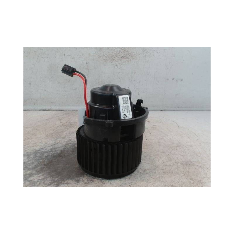 MOTEUR VENTILATEUR CHAUFFAGE B.M.W. SERIE 2