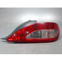 FEU ARRIERE DROIT PEUGEOT 406 COUPE 97-04