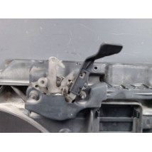 SUPPORT RADIATEUR PEUGEOT 407