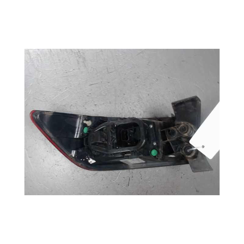 FEU ARRIERE DROIT RENAULT CLIO IV 2012-