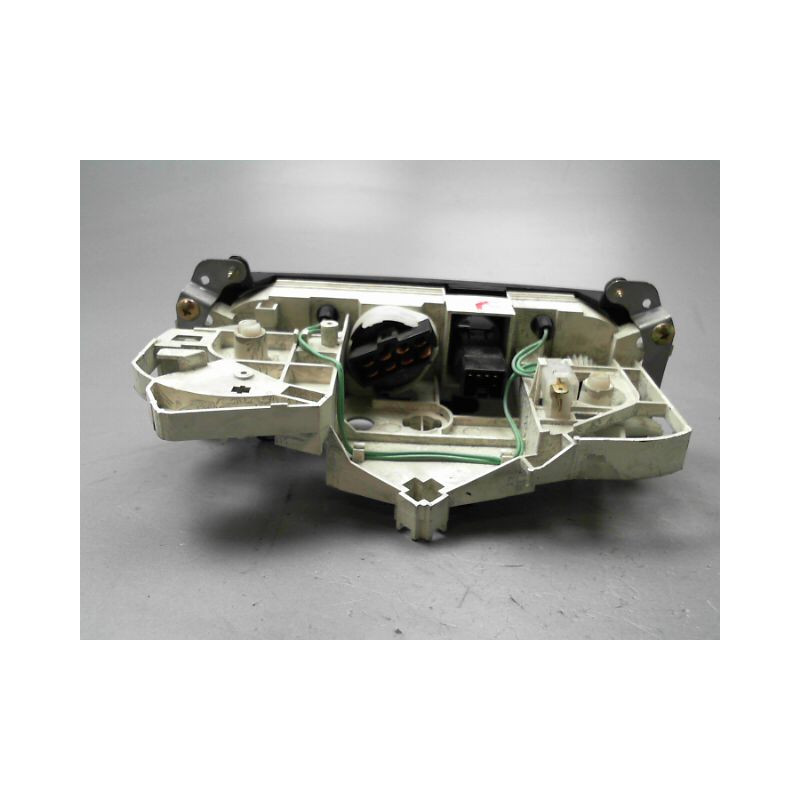 COMMANDE DE CHAUFFAGE MITSUBISHI PAJERO 2000-2003