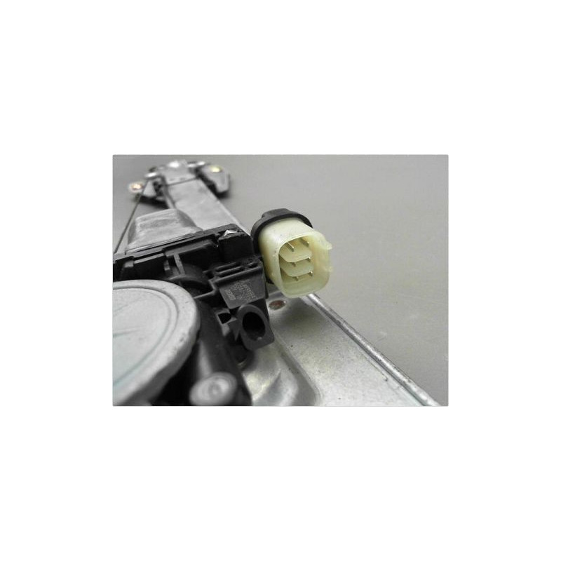 MECANISME LEVE-GLACE AVANT DROIT MITSUBISHI PAJERO 2003-
