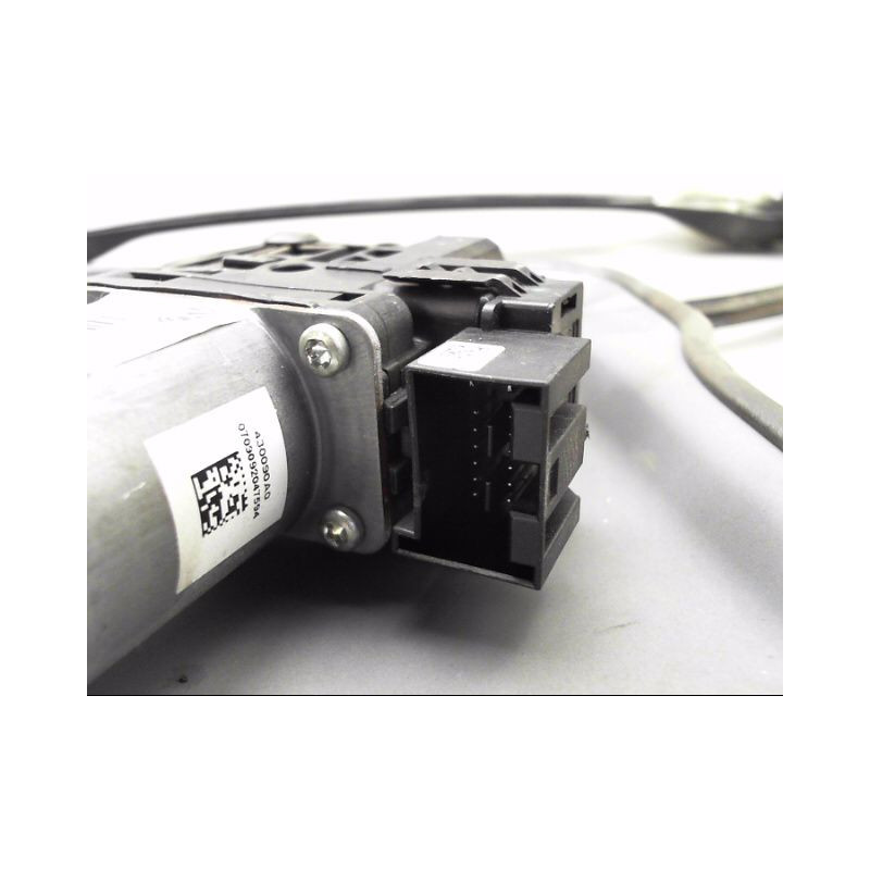 MECANISME LEVE-GLACE AVANT DROIT SKODA FABIA II 07-10