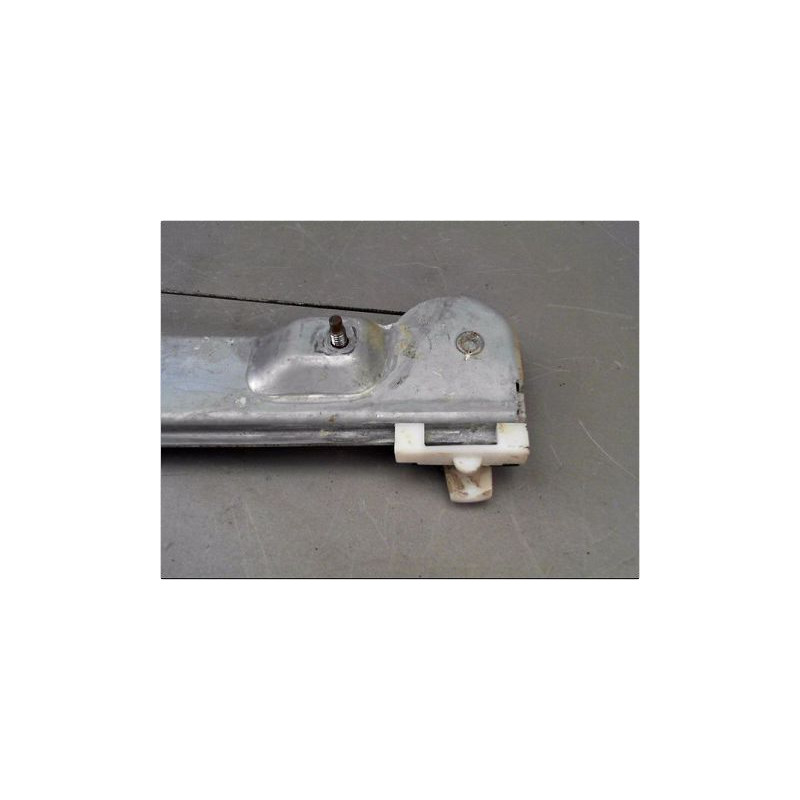 MECANISME LEVE-GLACE AVANT DROIT NISSAN ATLEON 04-