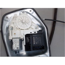 MECANISME LEVE-GLACE AVANT DROIT VOLKSWAGEN JETTA 05-10