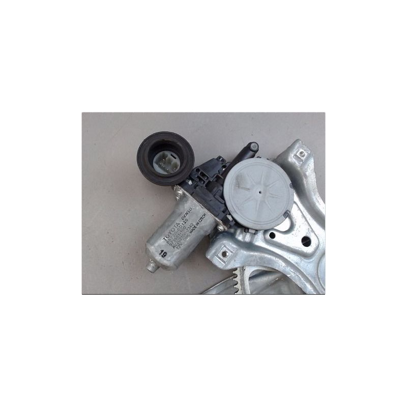 MECANISME LEVE-GLACE ARRIERE DROIT TOYOTA AURIS 2007-2010