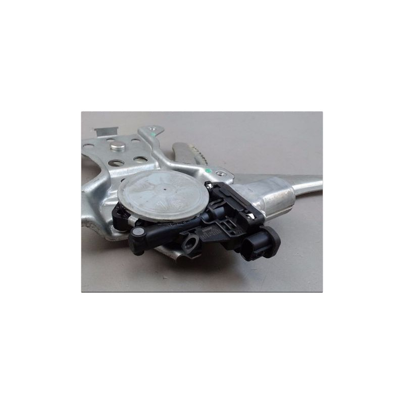 MECANISME LEVE-GLACE ARRIERE DROIT SUZUKI SWIFT 05-11