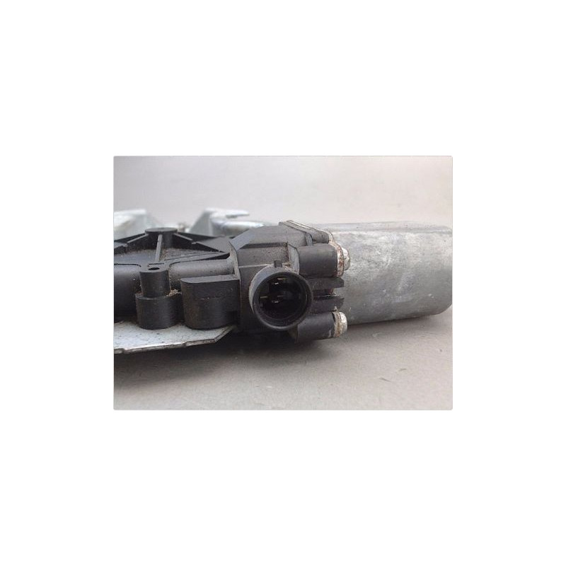 MECANISME LEVE-GLACE AVANT DROIT LAND ROVER DEFENDER BREAK 2006-