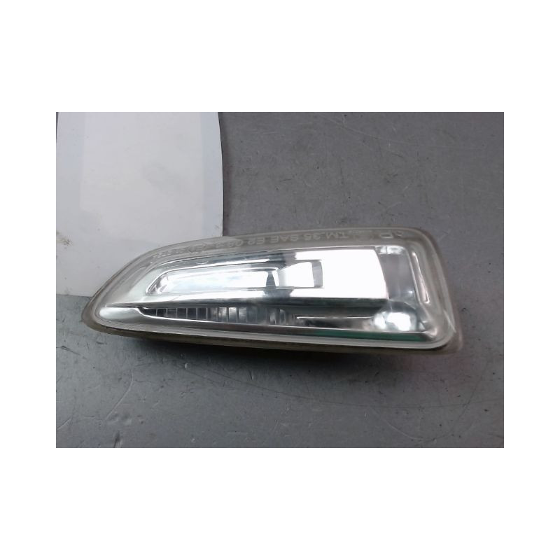 REPETITEUR AILE DROIT OPEL ASTRA 2004-