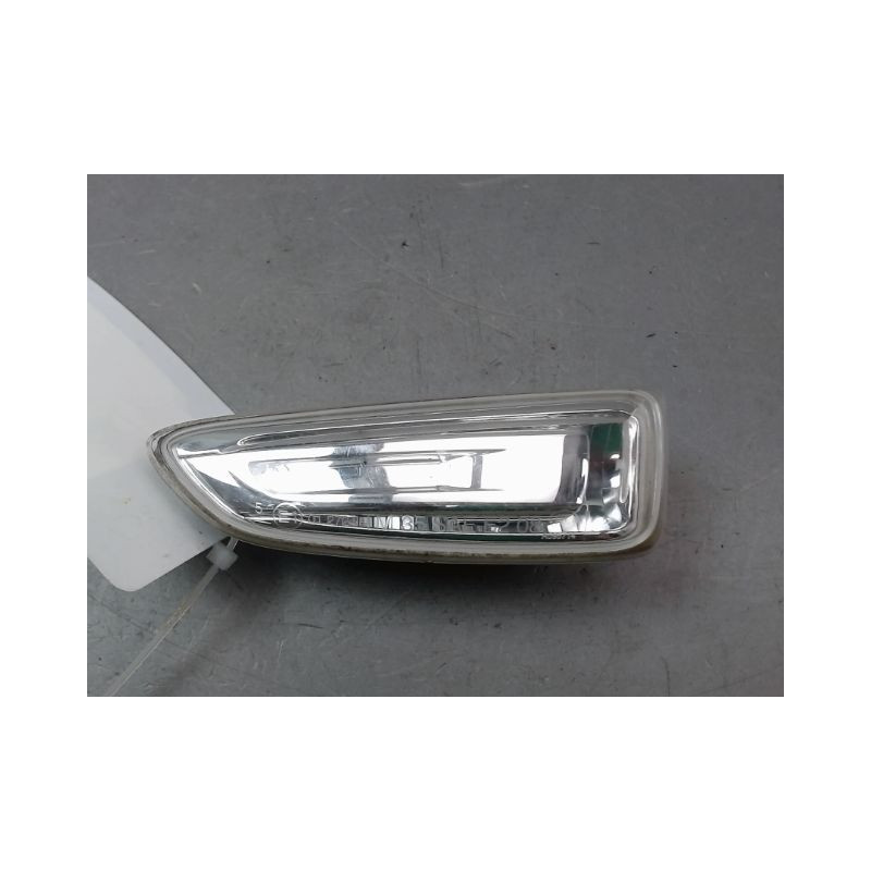 REPETITEUR AILE GAUCHE OPEL ASTRA 2004-