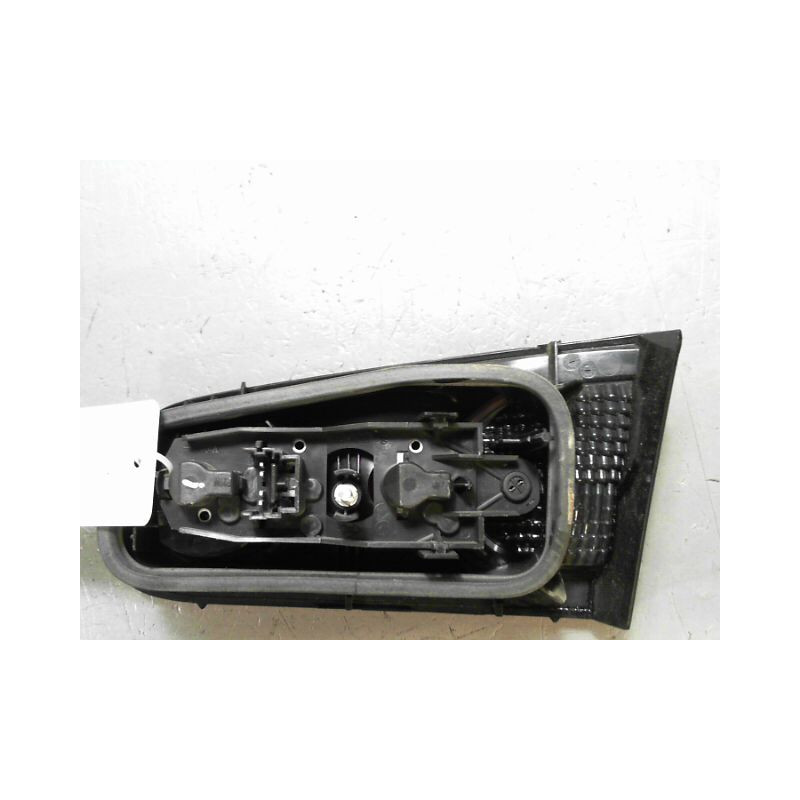 FEU ARRIERE INTERIEUR GAUCHE RENAULT LAGUNA