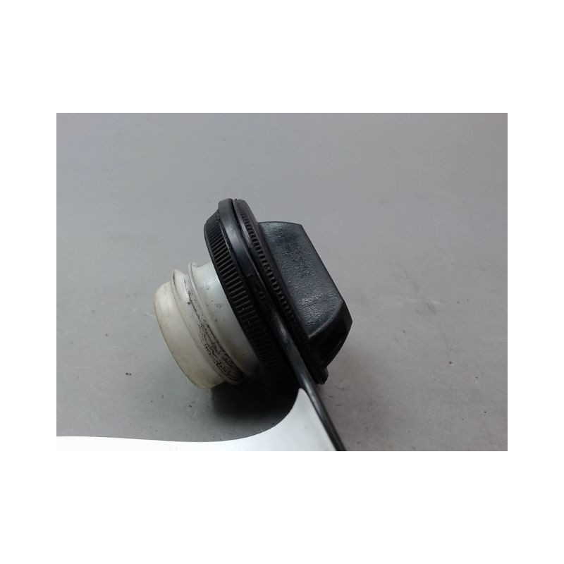BOUCHON RESERVOIR A CARBURANT NISSAN NOTE I Phase 1 2006-2009