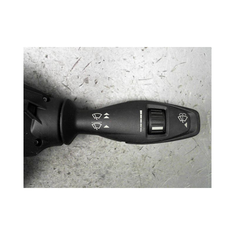 COMMANDE ESSUIE GLACE FORD FIESTA