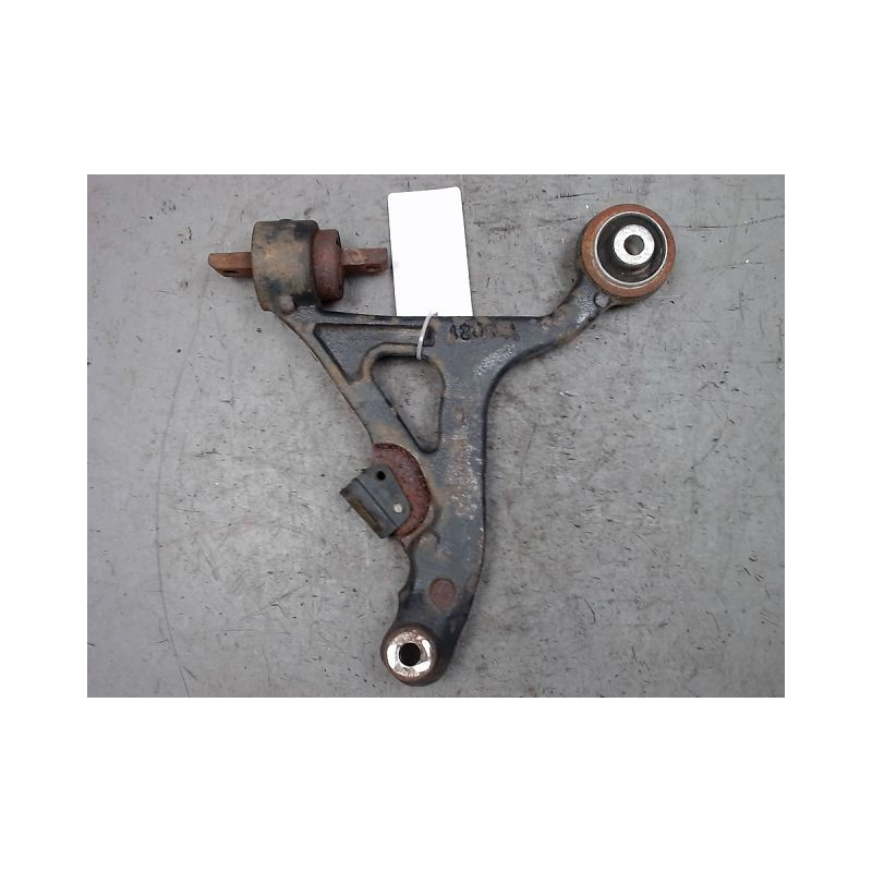 TRIANGLE INFERIEUR AVANT DROIT VOLVO S60