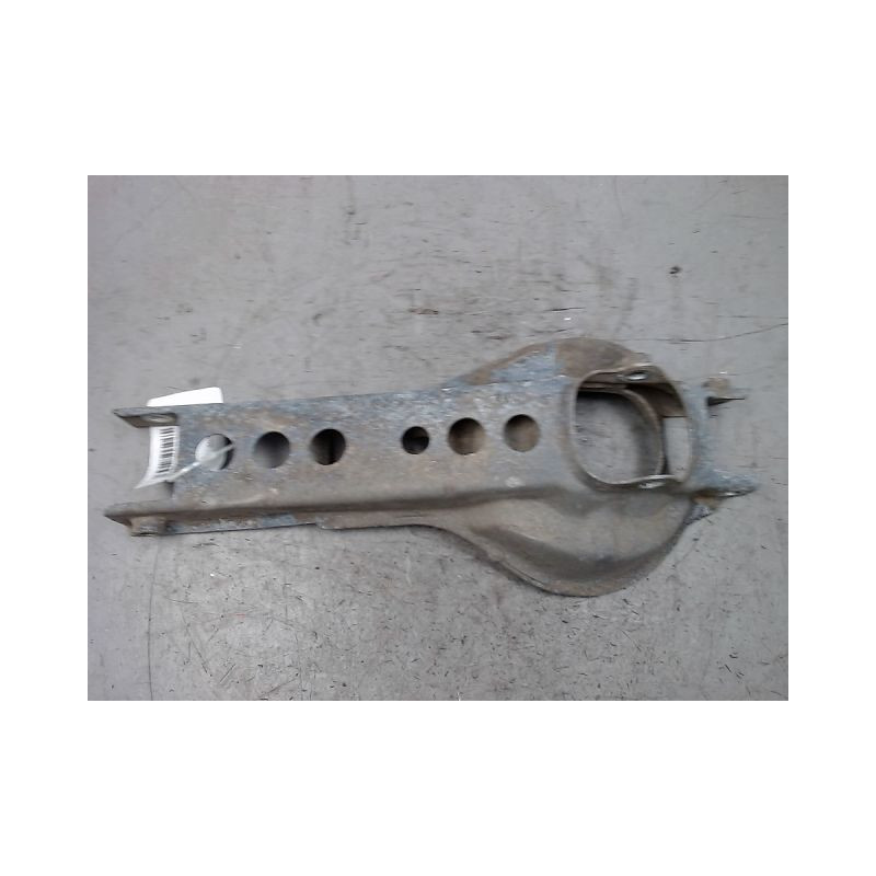 TRIANGLE INFERIEUR ARRIERE DROIT VOLVO S60