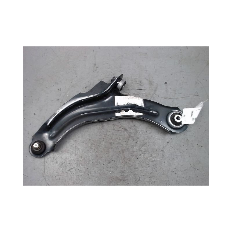 TRIANGLE INFERIEUR AVANT GAUCHE RENAULT CLIO IV 2012-