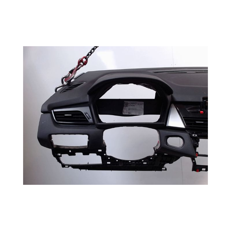 PLANCHE DE BORD  B.M.W. SERIE 2