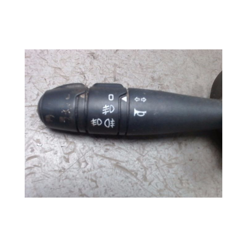 COMMANDE CLIGNOTANT DACIA LOGAN 4 P 05-08