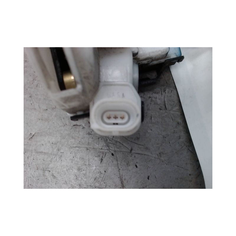 SYSTEME CONDAMNATION AVANT DROIT VOLKSWAGEN POLO 99-2001