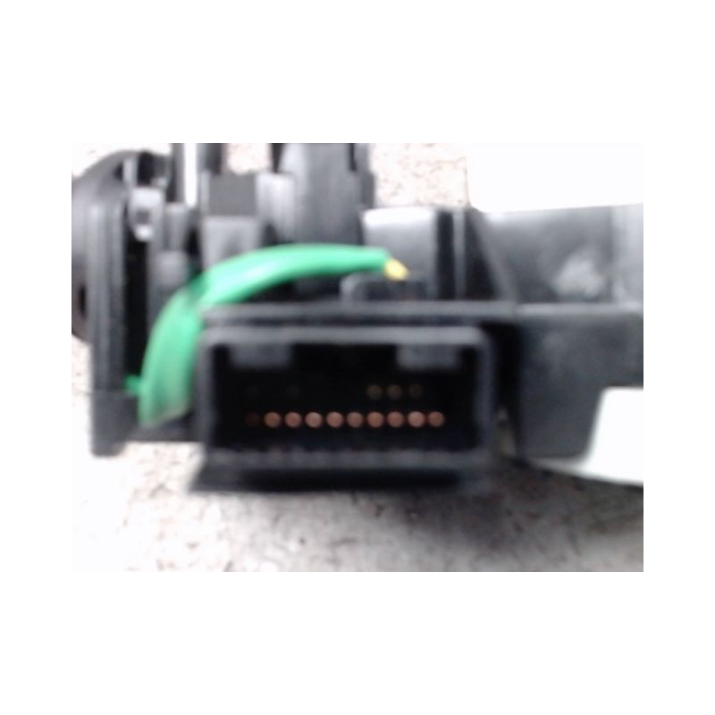 COMMANDE CLIGNOTANT TOYOTA YARIS