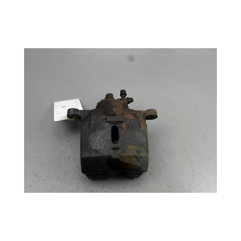 ETRIER DE FREIN AVANT DROIT TOYOTA MR 2000-2002