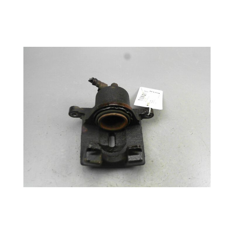 ETRIER DE FREIN AVANT DROIT TOYOTA MR 2000-2002