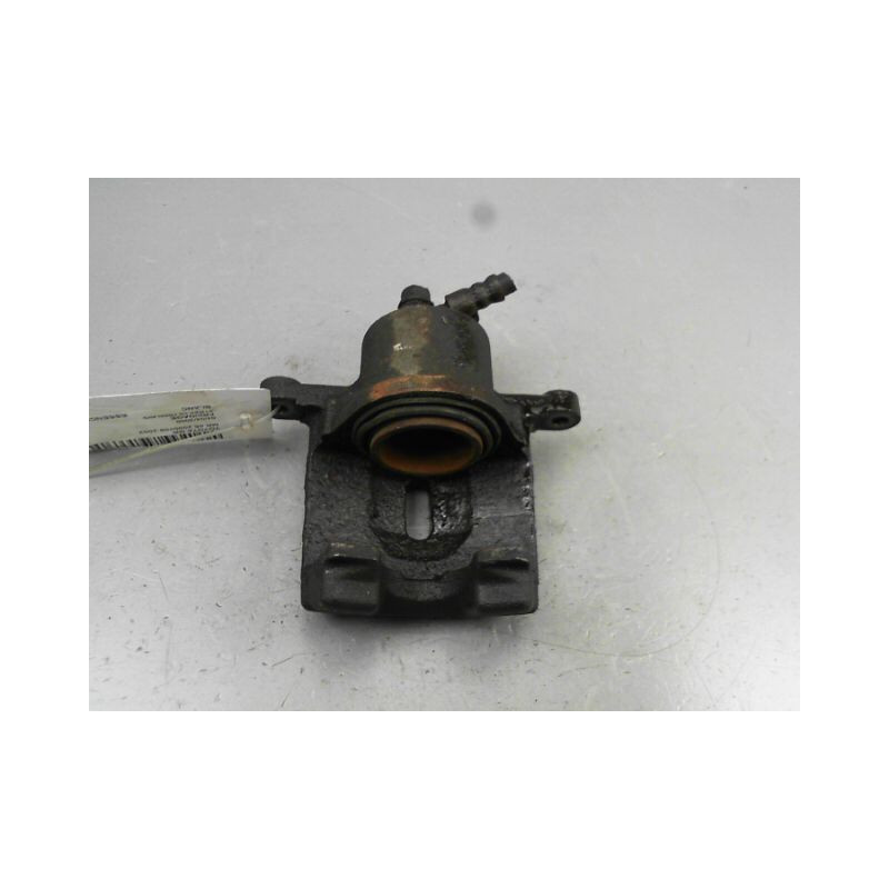 ETRIER DE FREIN AVANT GAUCHE TOYOTA MR 2000-2002