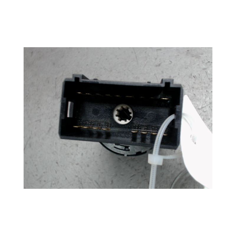 COMMANDE ECLAIRAGE VOLKSWAGEN POLO