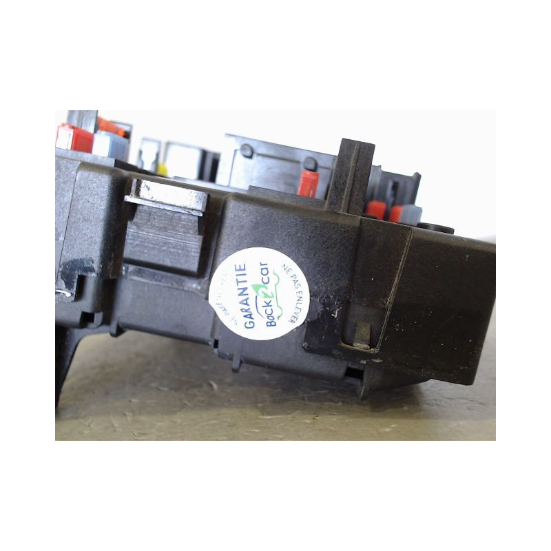 BOITE A FUSIBLES PEUGEOT 206+ 2009-