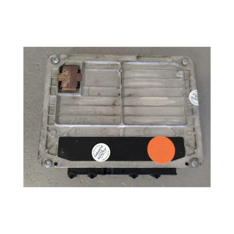CALCULATEUR MOTEUR AUDI A3 -2000