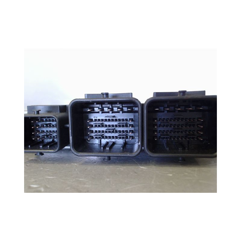 CALCULATEUR MOTEUR PEUGEOT 207 CC