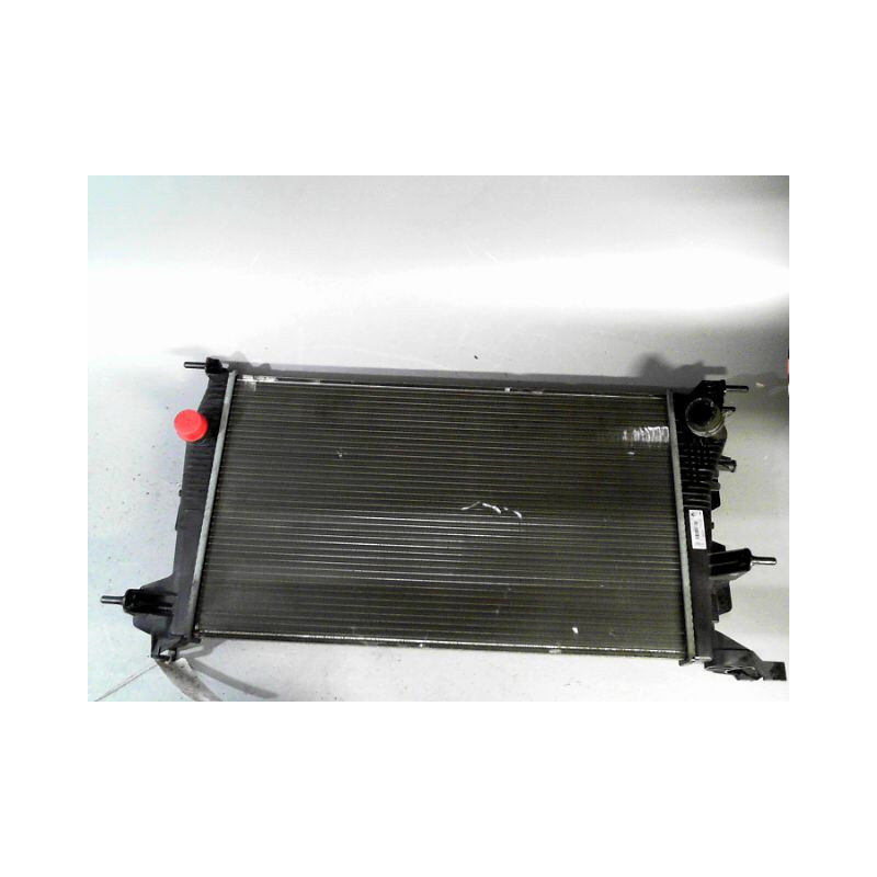 RADIATEUR RENAULT MEGANE