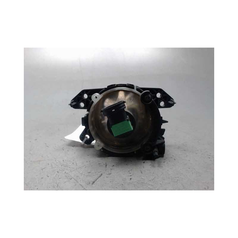 PHARE ANTIBROUILLARD AVANT DROIT MERCEDES CLASSE C 2007-