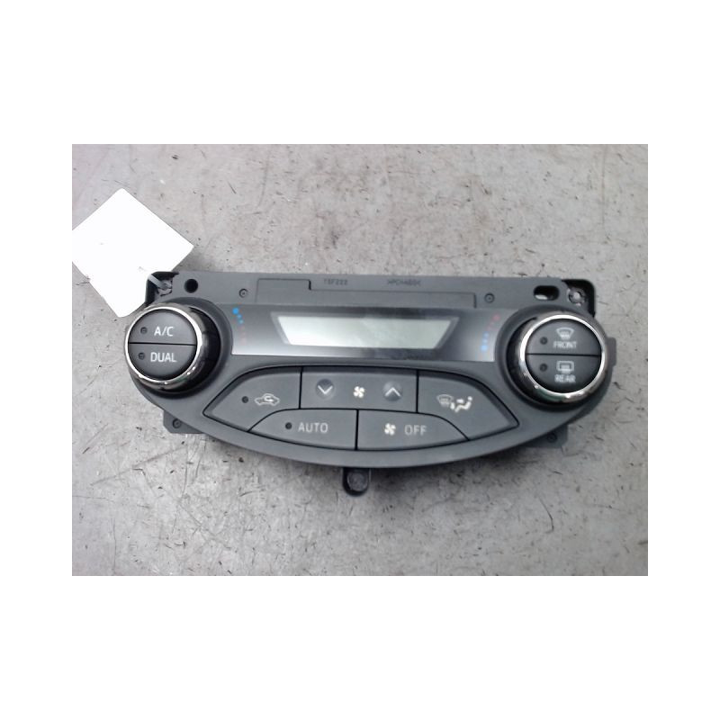 COMMANDE DE CHAUFFAGE TOYOTA YARIS