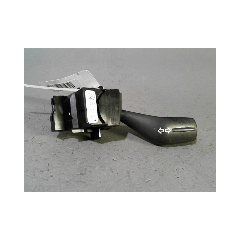 COMMANDE CLIGNOTANT FORD MONDEO