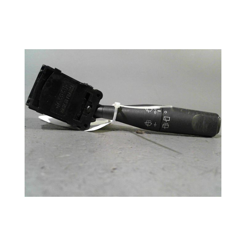COMMANDE ESSUIE GLACE CITROEN SAXO