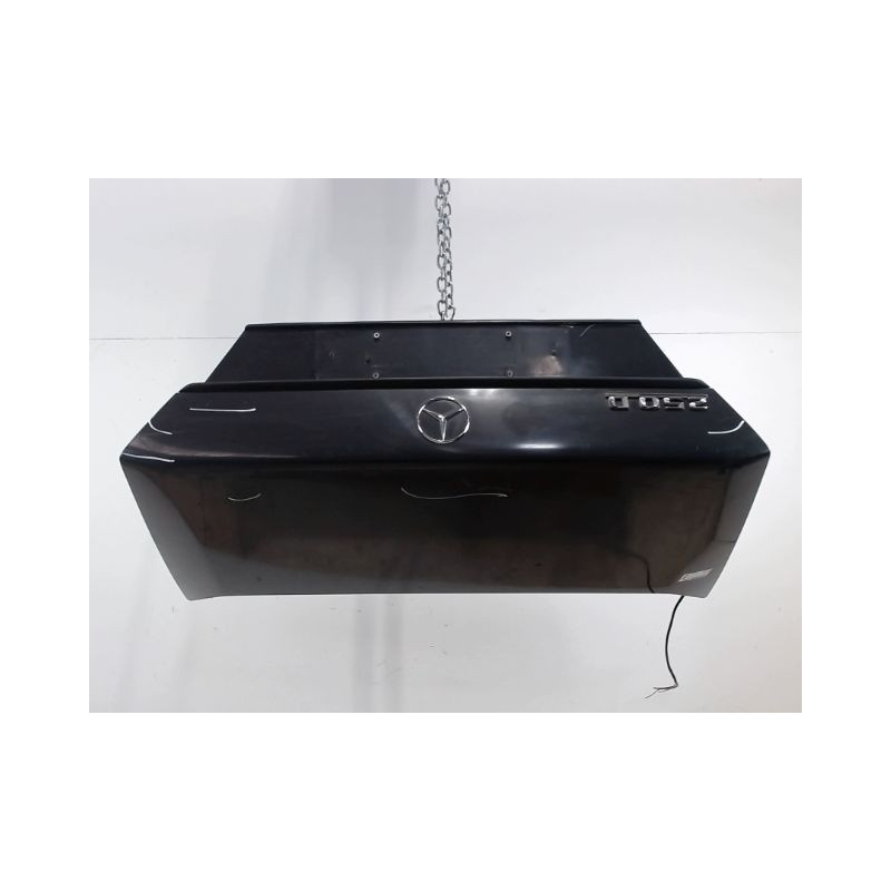 COFFRE ARRIERE MERCEDES 250