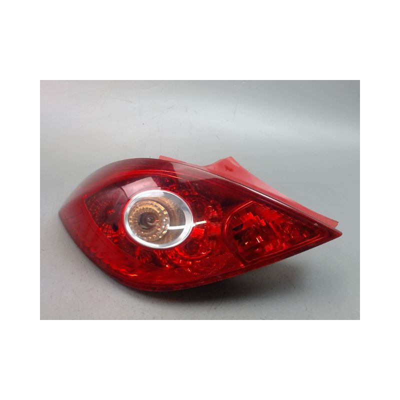 FEU ARRIERE GAUCHE  OPEL CORSA IV Phase 2 (D) 2011-2015