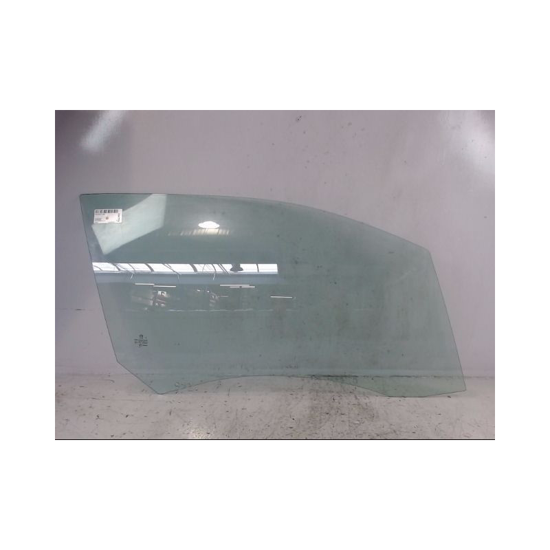 GLACE PORTE AVD PEUGEOT 208
