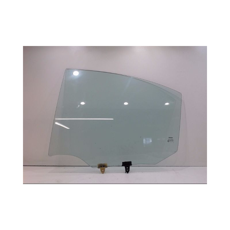 GLACE PORTE ARG NISSAN PRIMERA
