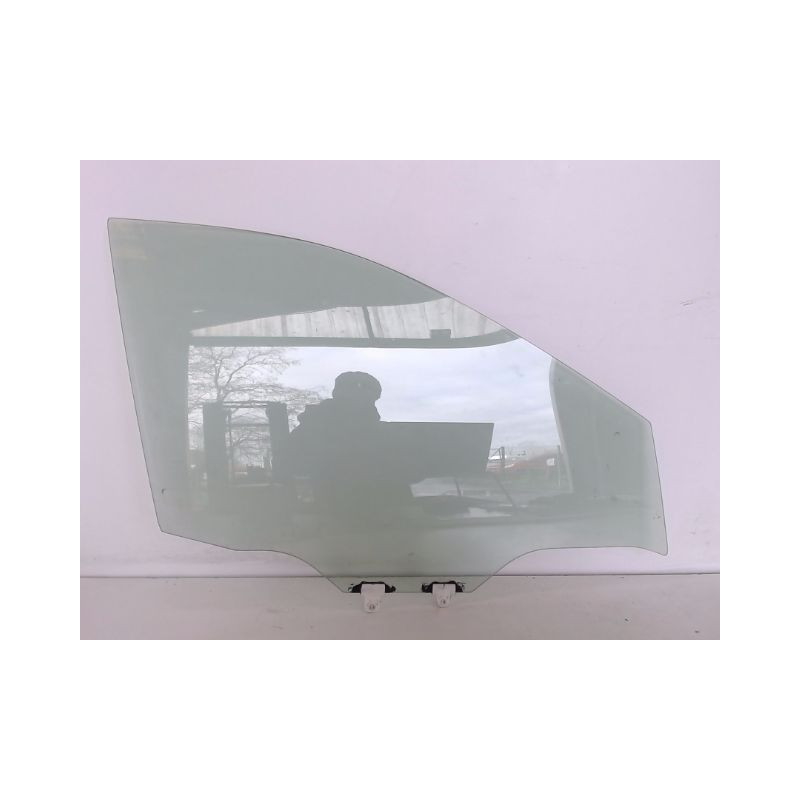 GLACE PORTE AVD NISSAN X-TRAIL