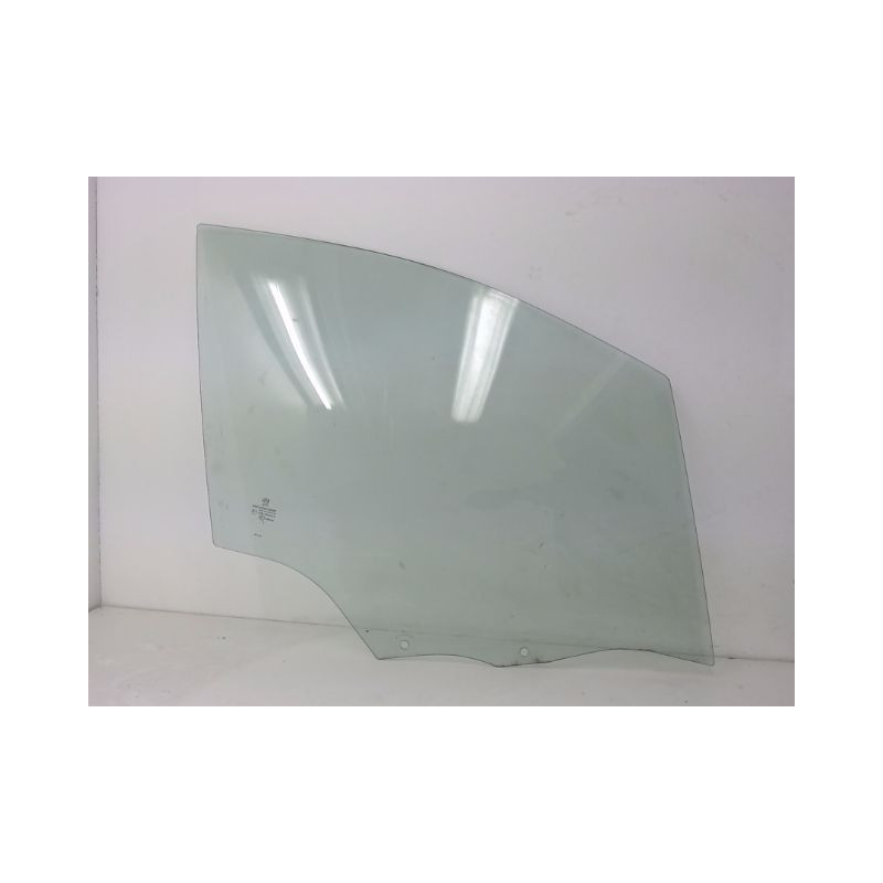 GLACE PORTE AVD PEUGEOT 208