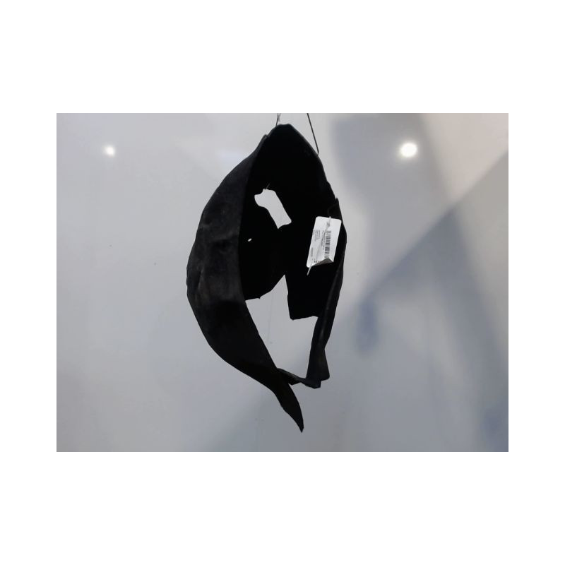 PARE-BOUE ARRIERE DROIT VOLKSWAGEN POLO 2009-