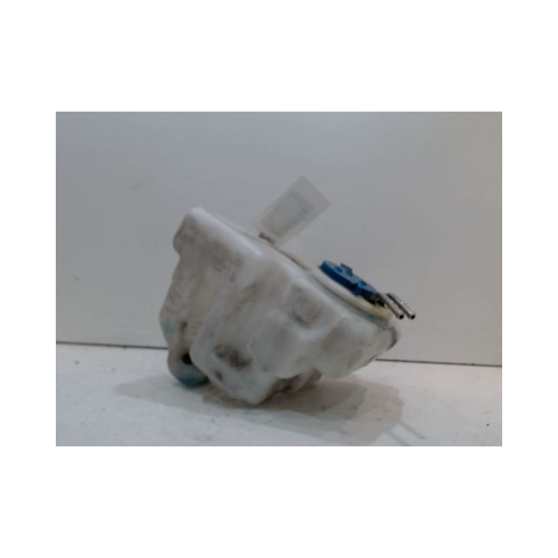 RESERVOIR LAVE-GLACE AVANT MERCEDES CLASSE A