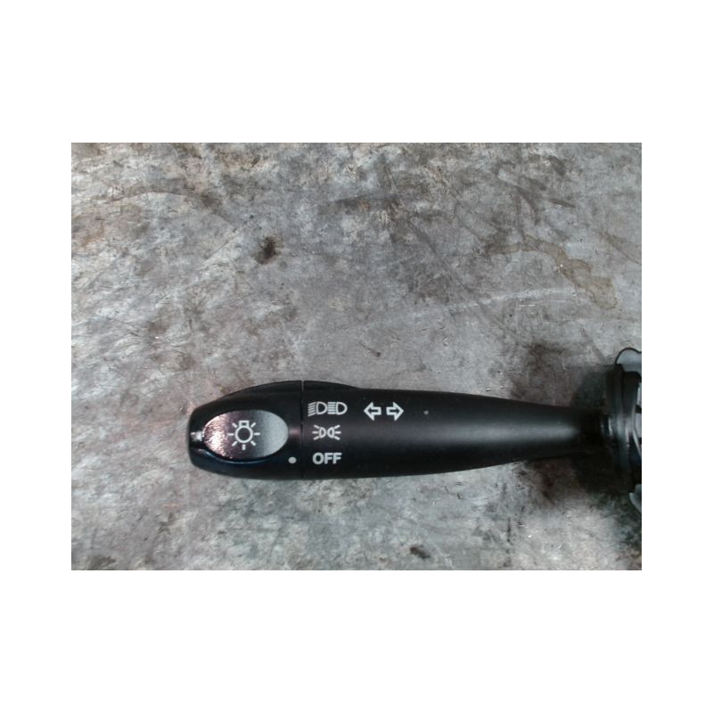 COMMANDE CLIGNOTANT HYUNDAI ACCENT 01-
