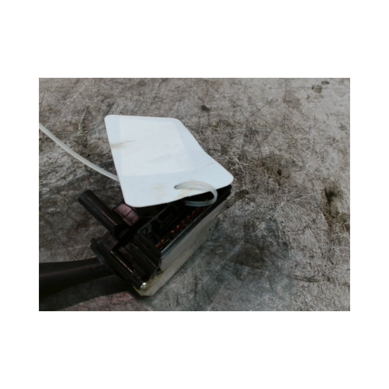 COMMANDE CLIGNOTANT HYUNDAI ACCENT 01-