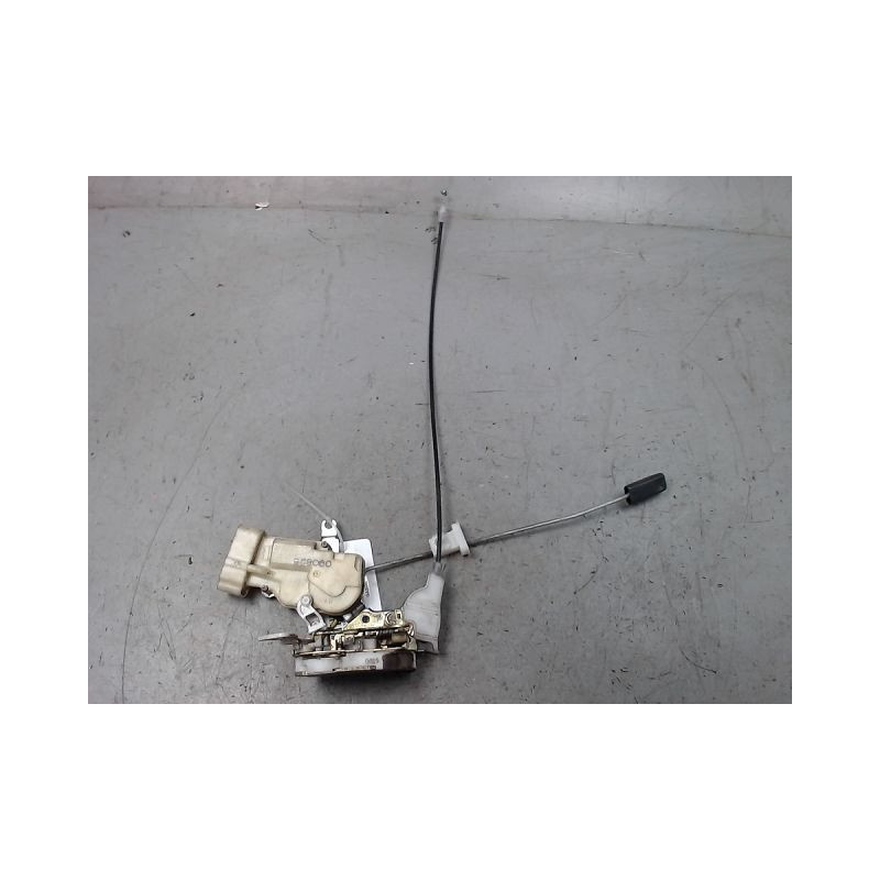 SYSTEME CONDAMNATION AVANT GAUCHE TOYOTA YARIS 2003-